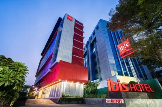 Hotel Ibis - Senen Hotel dekat Stasiun Pasar Senen