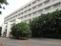 Ellaa Hotel Gachibowli - ที่มีบาร์
