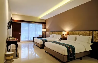 The Nalaya Hotel & Resto Các khách sạn gần Candi Pawon