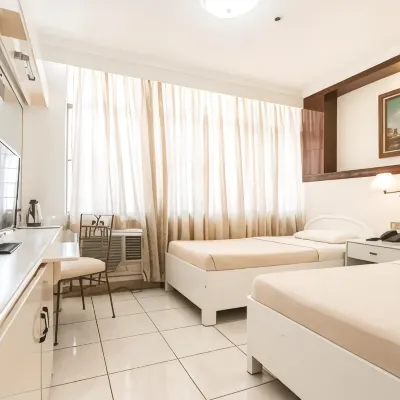 Hotel Canelsa Hotels in de buurt van Leyte Provincial Capitol Building