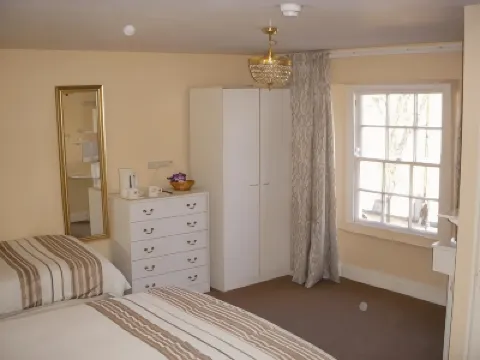 The Buck Inn Hotels in 