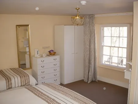 The Buck Inn Отели рядом с достопримечательностью «Mainsgill Farm Shop»