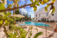 Inner Hotel Rupit "Adults Only"