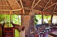 Evergreen Bungalows - Lodges