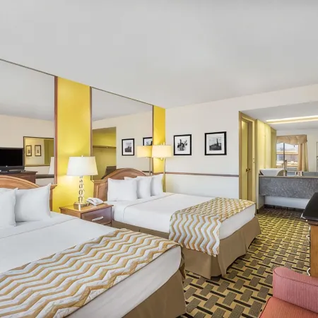 Travelodge by Wyndham Reno Downtown