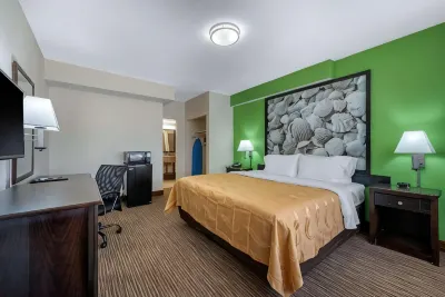 Quality Inn Daytona Beach Oceanfront Hotels near Daytona Playhouse