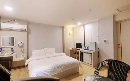 Hotel River Отели в г. Намвон