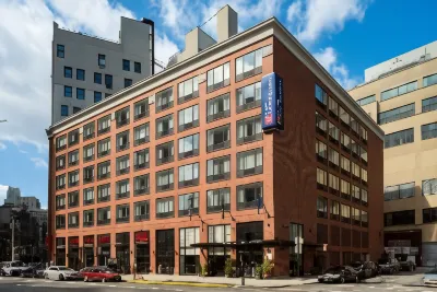 Hilton Garden Inn New York/Tribeca Hotels near SoHo