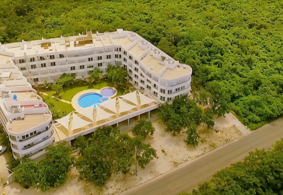 hotel overview picture