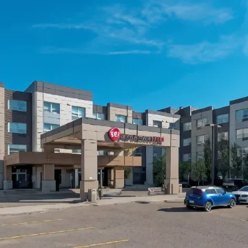 Best Western Plus Sawridge Suites