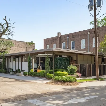 The Christian House - Downtown Hammond