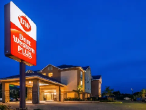 莫斯科克貝斯特韋斯特優質酒店 亨茨維爾酒店