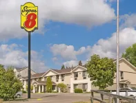 Super 8 by Wyndham Cloquet Hotels near R.W. Lindholm Service Station