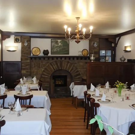 Logis Hotel Restaurant des Voyageurs, Lacs du Levezou