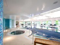 Cbh Donnington & Co (Formerly Donnington Valley Hotel) - Pools