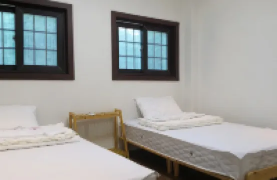 Blanc Guesthouse Jeju