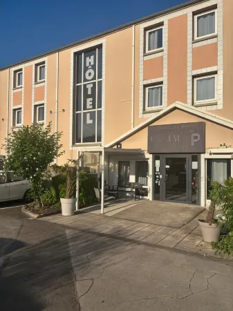 L'Hôtel du Marais Romilly Centre Отели в г. Мезьер-ла-Гранд-Паруас