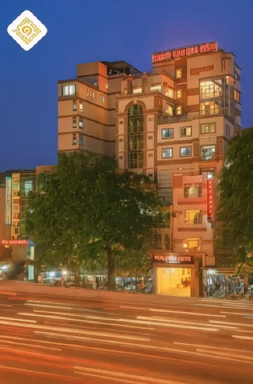 安和港夏丹飯店2