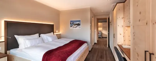 Laiet Luxus-chalet AM SEE / Ferienhaus mit 200qm