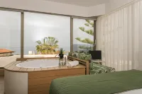 Kalamaki Luxury Suites - 4-Star