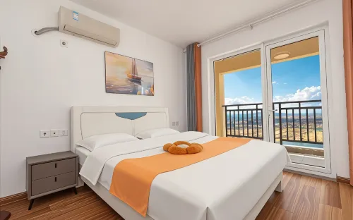 Yunshui Yijia Homestay (Ferris Wheel Park Store)