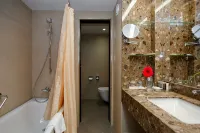 Azimut Hotel Olympic Moscow Hotel berhampiran Stesen Sokolniki