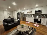 Chic 1-bedroom apartment in fabulous Pleasant Grove