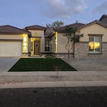 Spacious Luxury Retreat in the Heart of Glendale with All Amenities