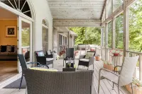 5000Sqft MassiveHome,5.5Bath,Pool,HotTub,Mins to CopperCreekTennis, Fort-Benning - 3 ดาว