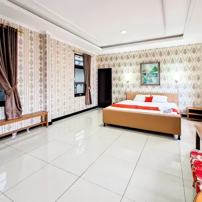 RedDoorz at Alvaro Butik Hotel Citeko Puncak Hotels near Pasar Cisarua