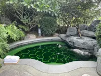 Guigang Tonggu Bay Hot Spring Resort Hotel - Hot Springs