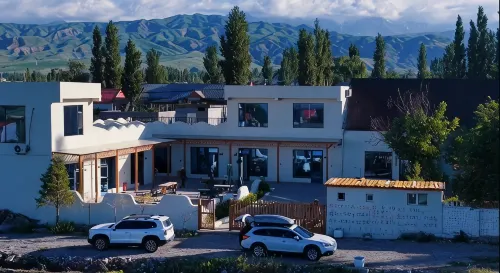 Huocheng Bruce Lavender Manor