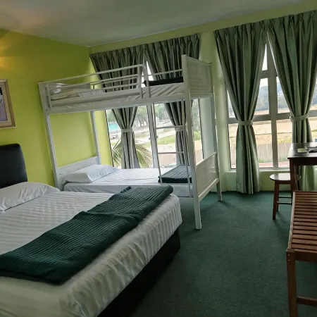Hotel O Seremban Near SnowLim Wonderland Formerly M&N Hotel Отели рядом с достопримечательностью «Парк с озером»