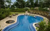 Hideaway Rio Celeste Hotel - 5-Star