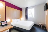 B&B Hotel Mont-De-Marsan - parking