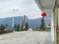 Yinjiang Xiang Guifan Hotel - parking