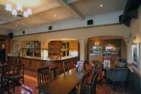 The Longshoot - bar