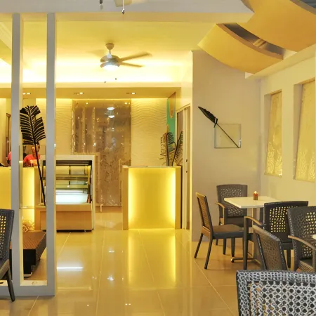 Grand Blue Beach Hotel