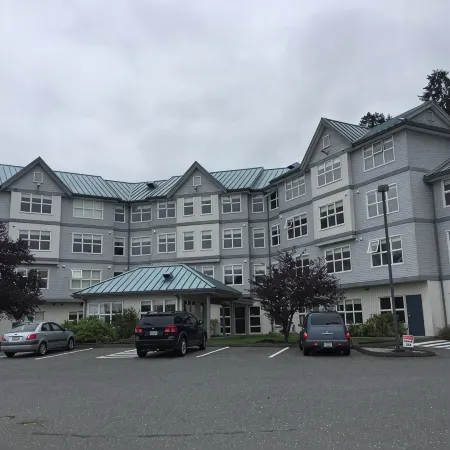 Quarterdeck Inn Port Hardy