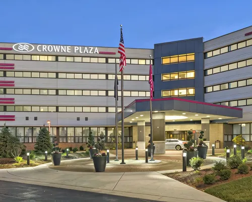 Crowne Plaza LANSING by IHG Hotels in Waverly