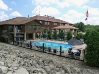 Best Western Park Oasis Inn - Pools
