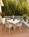 Hamptons Retreat • Hot Tub • Minutes to Beaches