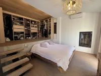 Architect-designed villa Le Panda Blanc. Nature and absolute calm. At the gateway to the Luberon - Villas