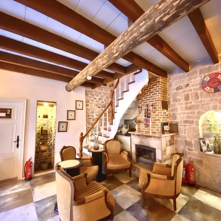 Lunaria Guest House