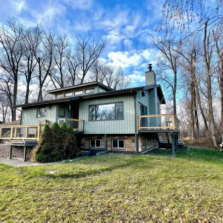 Beautiful Home Creekside