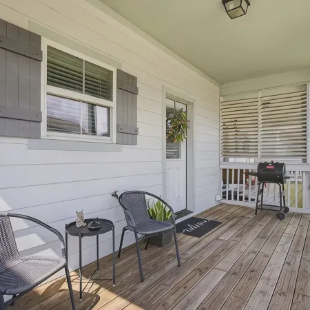 Home 4 U at Olive Bayou! Downtown Lake Charles