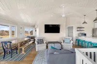 Block Island - 4 Bedroom Home on West Beach Road w/ Panoramic Ocean Views + AC!