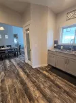 3-bedroom townhome walking distance to Highschool and Lions Park - Wifi