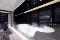 YIAN伊岸高空江景酒店（重慶解放碑雲端之眼店）） - 浪漫/情侶