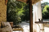 Mas Dagan, vacation apartments in Saint Remy to dream away on a romantic estate